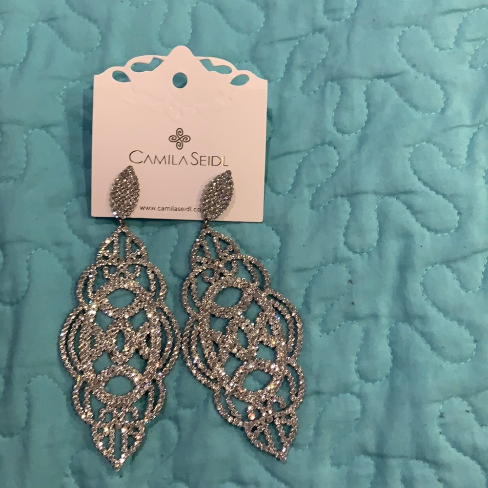 Earings